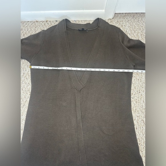 Eileen Fisher Bone Brown Cardigan Sweater made of silk and cotton, size XL. - Picture 5 of 7